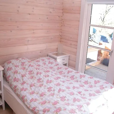 Three-bedroom Holiday In Rønne
