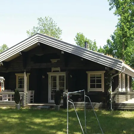 Semesterbostad Three-bedroom Holiday In *