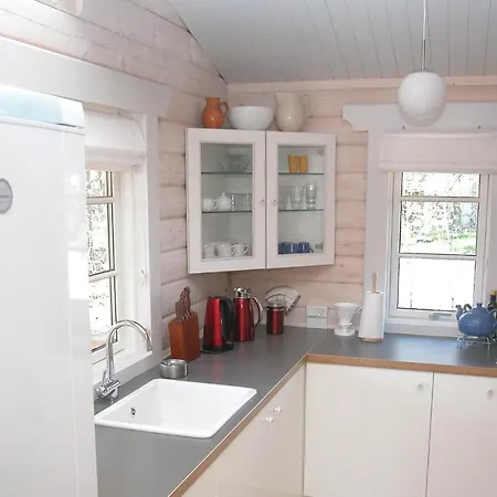 Three-bedroom Holiday In * Rønne